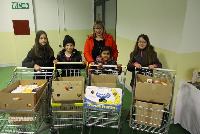 Humanitarni projekt „Pomogni i ti - ukljuimo se svi“
